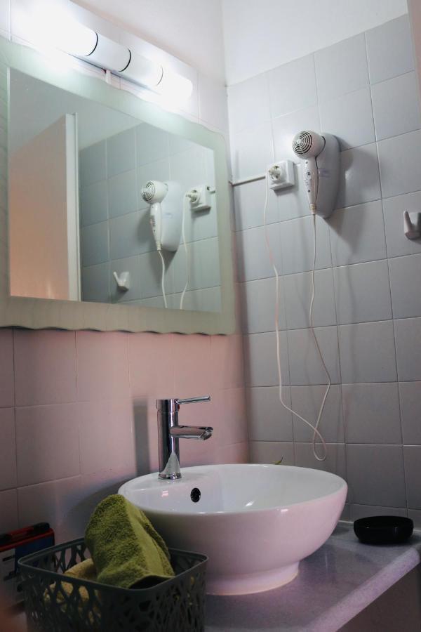 Aparthotel Elves Studios& Apartment's